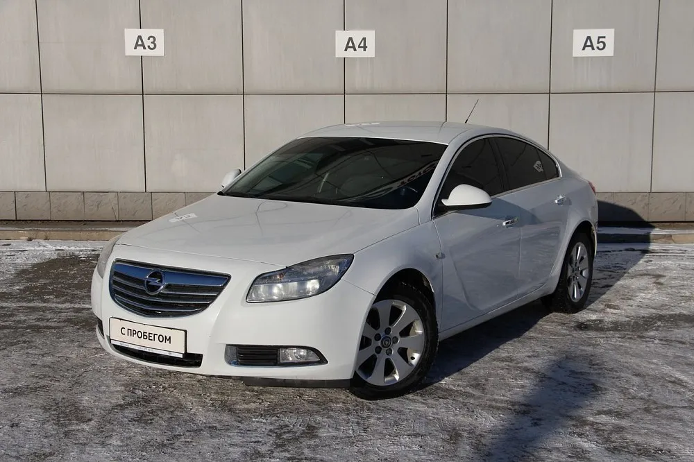 Opel Insignia Image 1